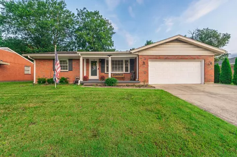 3407 Greentree Rd, Lexington, KY 40517