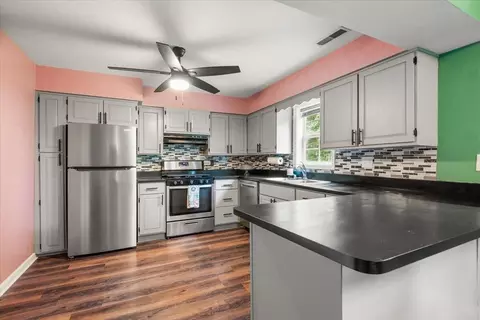 Kitchen - 316 W 1st St, Corbin, KY 40701 photo 1 of 3