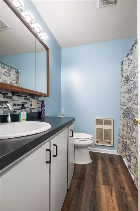 Bath - 316 W 1st St, Corbin, KY 40701 photo 1 of 1