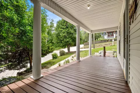 Exterior - 316 W 1st St, Corbin, KY 40701 photo 2 of 5