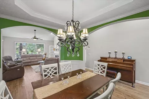 Dining - 3800 Ruby Ln, Lexington, KY 40509 photo 2 of 2