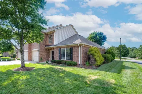Exterior - 3800 Ruby Ln, Lexington, KY 40509 photo 3 of 11