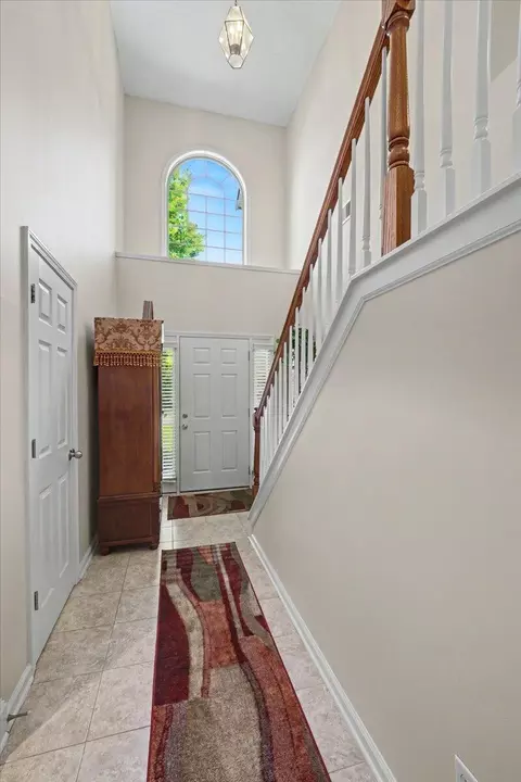 Entry Way - 3800 Ruby Ln, Lexington, KY 40509 photo 2 of 4