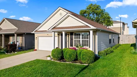 2804 Sullivans Trce, Lexington, KY 40511