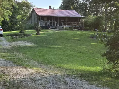 110 Cox Rd, Irvine, KY 40336