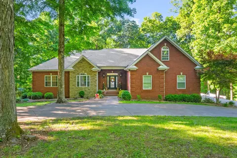 118 Periwinkle Hill Rd, Cadiz, KY 42211