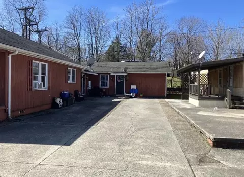 623 N 20th St, Middlesboro, KY 40965