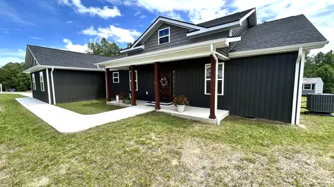 10 Nolan Dr, Corbin, KY 40701