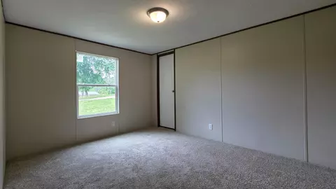 Bedroom - 690 Huff School Rd, Mckee, KY 40447 photo 3 of 6