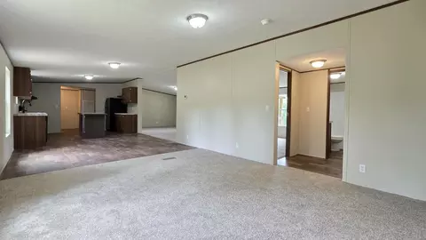 Living - 690 Huff School Rd, Mckee, KY 40447 photo 5 of 6