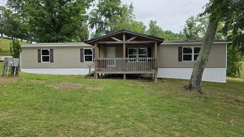 690 Huff School Rd, Mckee, KY 40447