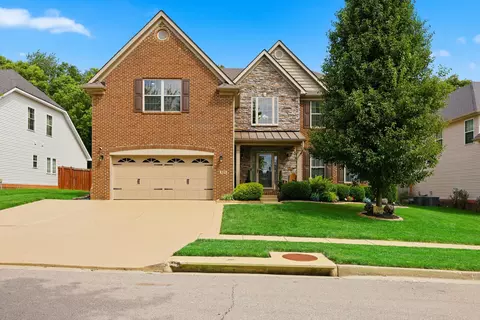 121 Waterside Dr, Georgetown, KY 40324