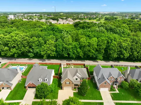 View/Area - 121 Waterside Dr, Georgetown, KY 40324 photo 1 of 13