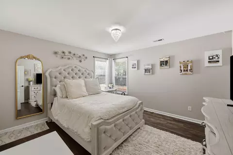 Bedroom - 121 Waterside Dr, Georgetown, KY 40324 photo 7 of 16