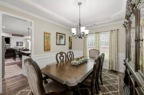 Dining - 121 Waterside Dr, Georgetown, KY 40324 photo 2 of 3