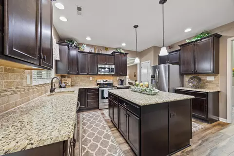 Kitchen - 121 Waterside Dr, Georgetown, KY 40324 photo 9 of 9