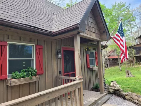 Exterior - 239 Enchanted Forest Way, Burnside, KY 42519 photo 2 of 4