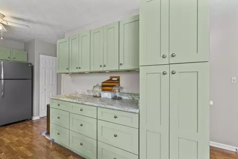 Kitchen - 258 Anderson Rd, Georgetown, KY 40324 photo 3 of 3