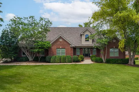 2001 West Ct, Richmond, KY 40475