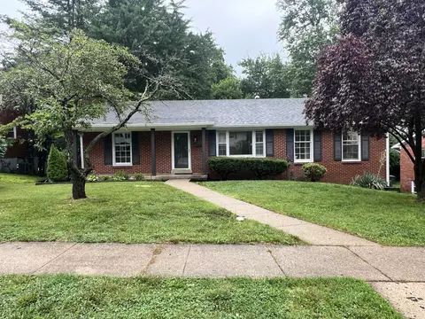 3320 High Hope Rd, Lexington, KY 40517
