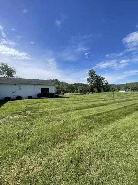Exterior - 6606 S S Us Highway 25e, Flat Lick, KY 40935 photo 42 of 49
