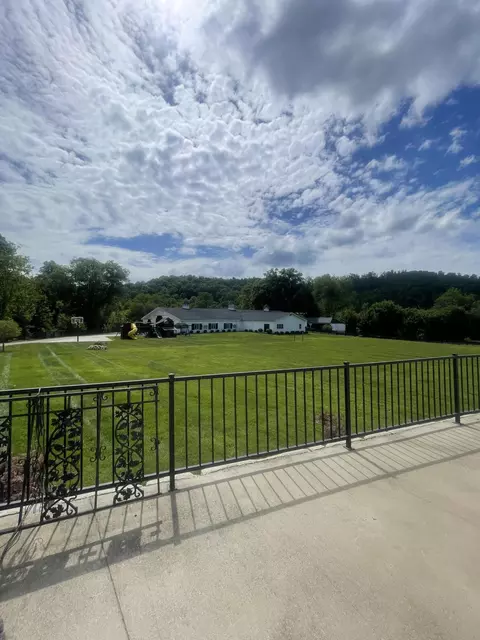 Exterior - 6606 S S Us Highway 25e, Flat Lick, KY 40935 photo 28 of 49