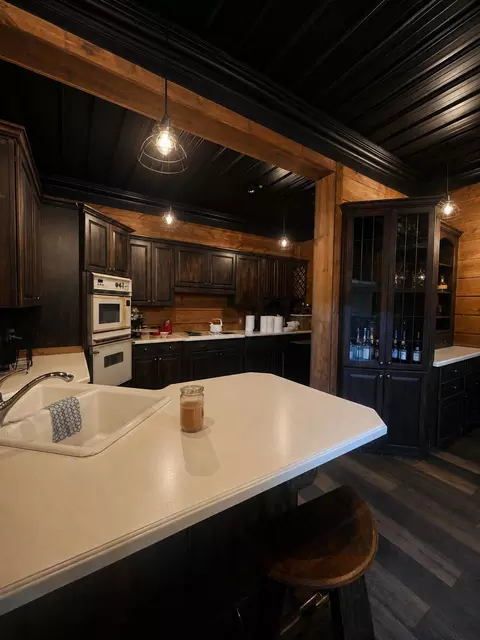 Kitchen - 6606 S S Us Highway 25e, Flat Lick, KY 40935 photo 13 of 15
