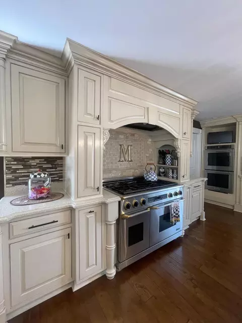 Kitchen - 6606 S S Us Highway 25e, Flat Lick, KY 40935 photo 8 of 15
