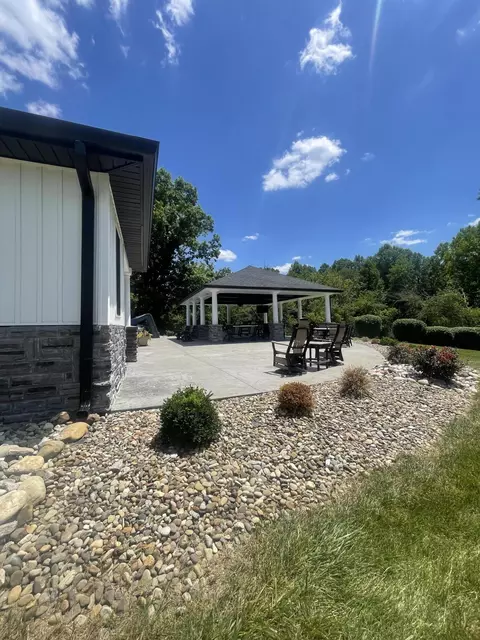 Exterior - 6606 S S Us Highway 25e, Flat Lick, KY 40935 photo 19 of 49