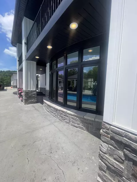 Exterior - 6606 S S Us Highway 25e, Flat Lick, KY 40935 photo 20 of 49