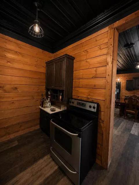 Kitchen - 6606 S S Us Highway 25e, Flat Lick, KY 40935 photo 14 of 15