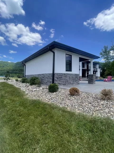 Exterior - 6606 S S Us Highway 25e, Flat Lick, KY 40935 photo 29 of 49