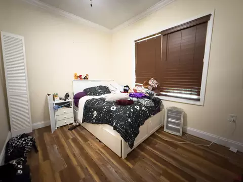 Bedroom - 401 W 4th St, Corbin, KY 40701 photo 2 of 4