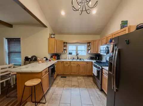 Kitchen - 401 W 4th St, Corbin, KY 40701 photo 2 of 4