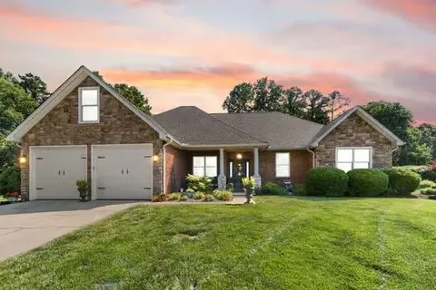 42 Deerfoot Dr, London, KY 40741