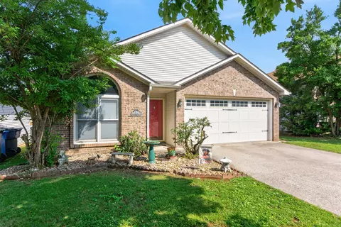 217 Woodbrook Pl, Lexington, KY 40511