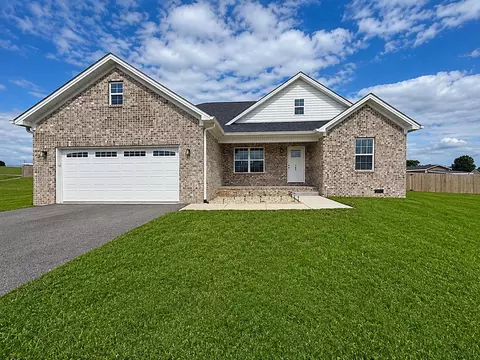 140 Gracelynn Cir, Harrodsburg, KY 40330