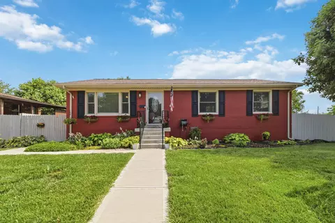 208 Westmoreland Ct, Georgetown, KY 40324