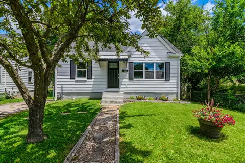371 E Washington St, Winchester, KY 40391