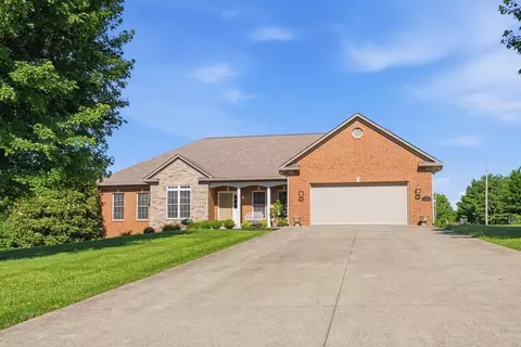 70 Midden Ln, Cynthiana, KY 41031