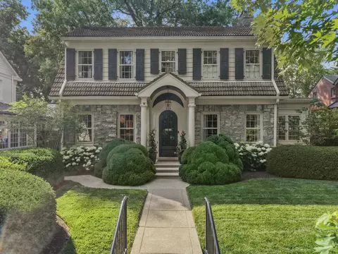 229 Kingsway Dr, Lexington, KY 40502