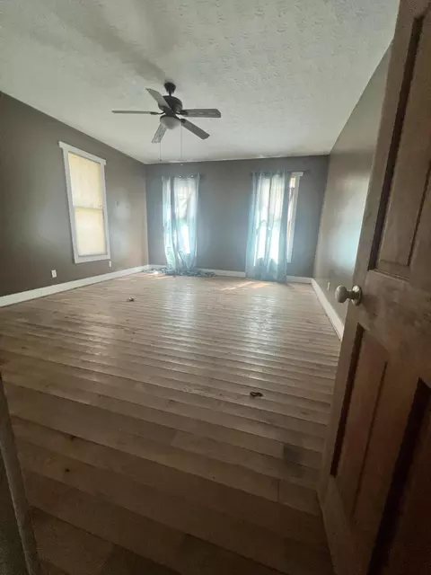 Bedroom - 875 Upper Craney Rd, Morehead, KY 40351 photo 1 of 5