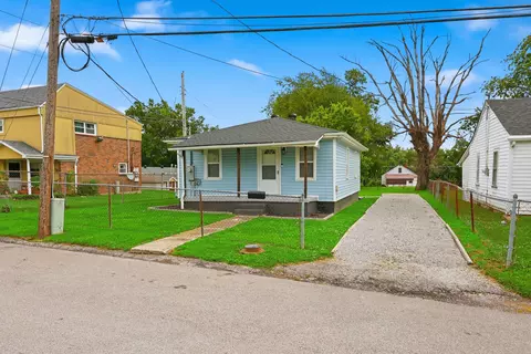 106 Lassiter Dr, Richmond, KY 40475