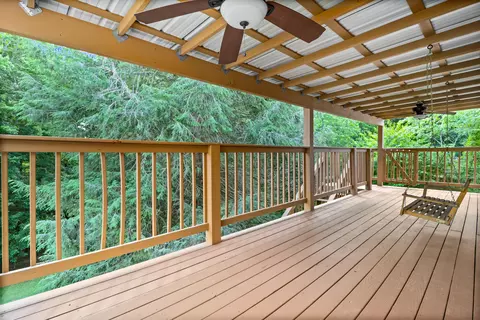 Exterior - 182 Brandon Dr, Corbin, KY 40701 photo 5 of 9
