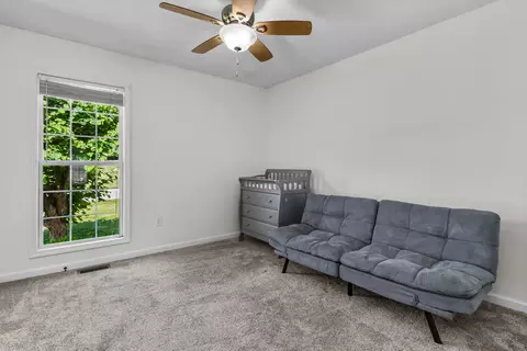 Bedroom - 182 Brandon Dr, Corbin, KY 40701 photo 3 of 4