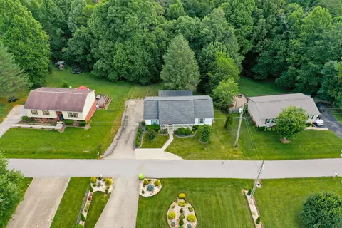 View/Area - 182 Brandon Dr, Corbin, KY 40701 photo 2 of 6