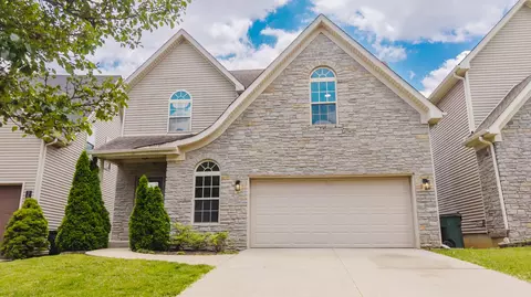 3052 Roundway Down Ln, Lexington, KY 40509