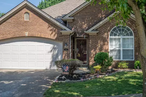 141 White Oak Trce, Lexington, KY 40511