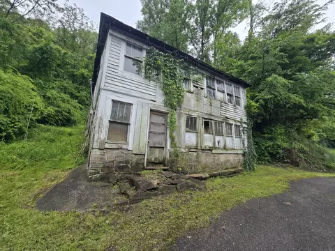 00 Ky 66hendron Hl, Arjay, KY 40902