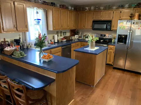 Kitchen - 120 Rolling Ridge Dr, Berea, KY 40403 photo 1 of 1